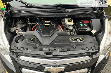 Хетчбек Chevrolet Spark 2014 в 