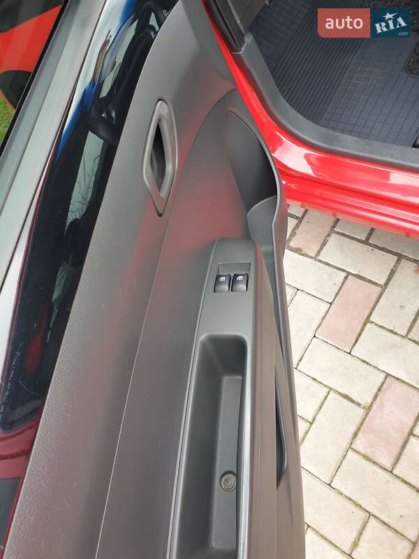 Хэтчбек Chevrolet Spark 2011 в Луцке