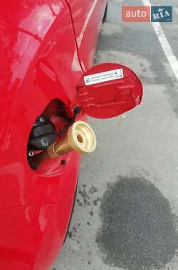 Хэтчбек Chevrolet Spark 2012 в 