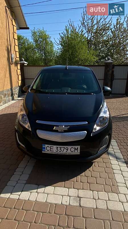 Хэтчбек Chevrolet Spark 2014 в Черновцах
