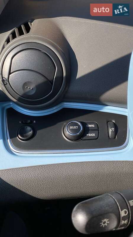 Хэтчбек Chevrolet Spark 2014 в Черновцах