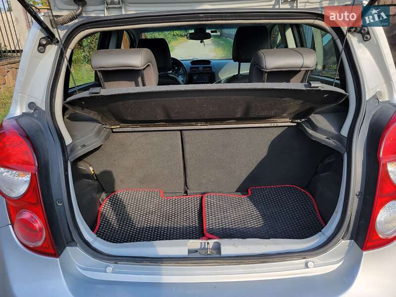 Хэтчбек Chevrolet Spark 2015 в Кременчуге фото 10 Хэтчбек Chevrolet Spark 2015 в Кременчуге