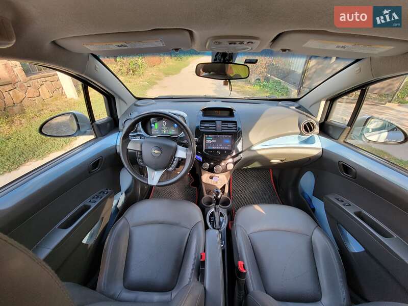 Хэтчбек Chevrolet Spark 2015 в Кременчуге фото 15 Хэтчбек Chevrolet Spark 2015 в Кременчуге
