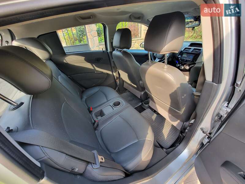Хэтчбек Chevrolet Spark 2015 в Кременчуге фото 13 Хэтчбек Chevrolet Spark 2015 в Кременчуге