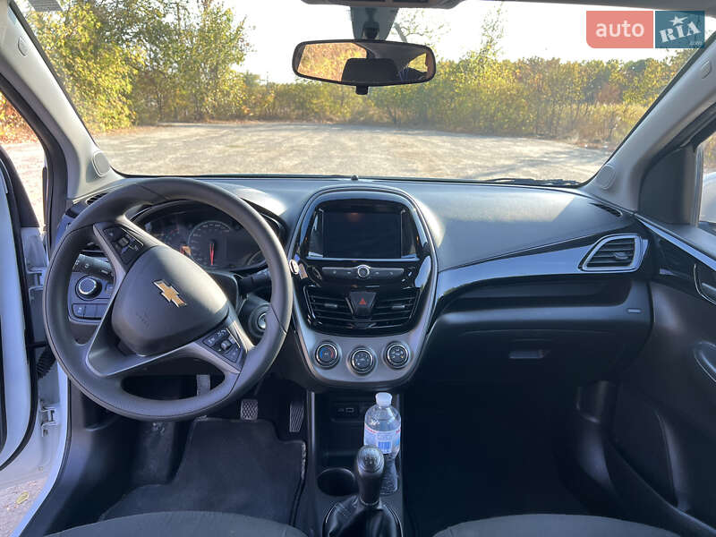 Хетчбек Chevrolet Spark 2018 в Дніпрі