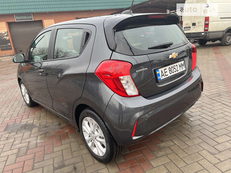 Хэтчбек Chevrolet Spark 2018 в Днепре