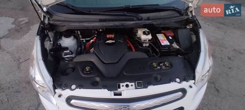 Хэтчбек Chevrolet Spark 2014 в Днепре