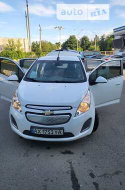 Хетчбек Chevrolet Spark 2015 в Харкові