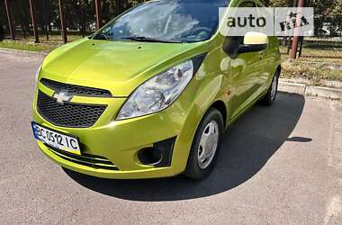 Хэтчбек Chevrolet Spark 2010 в Львове