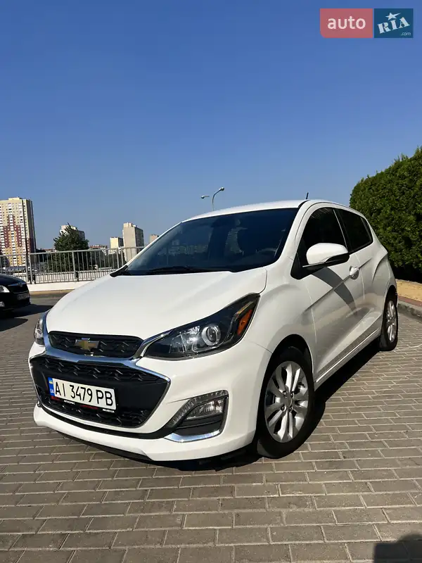 Хэтчбек Chevrolet Spark 2019 в 