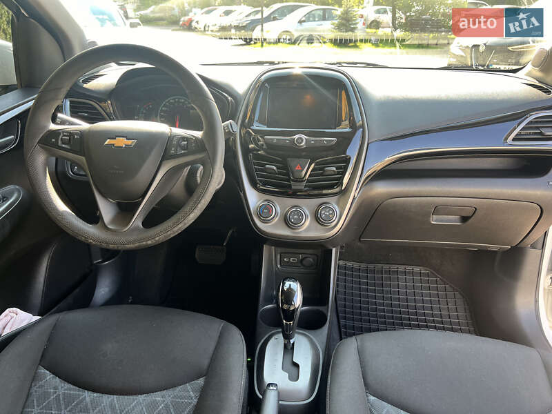 Хэтчбек Chevrolet Spark 2019 в Киеве