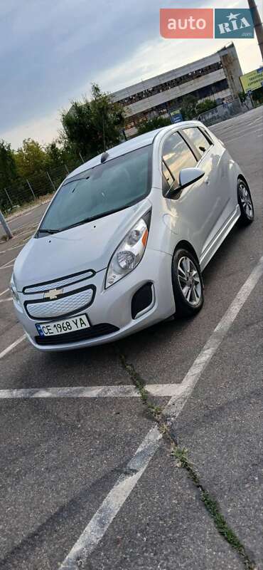 Хетчбек Chevrolet Spark 2016 в Кривому Розі