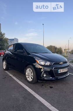 Хетчбек Chevrolet Spark 2017 в Дніпрі