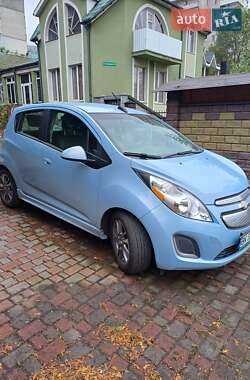 Хэтчбек Chevrolet Spark 2015 в 