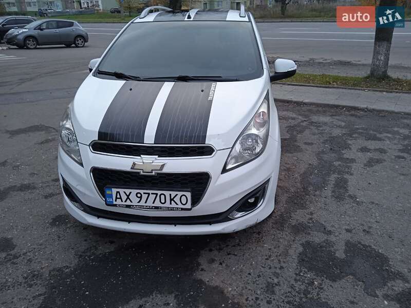 Хетчбек Chevrolet Spark 2013 в Харкові