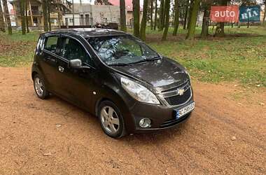 Хетчбек Chevrolet Spark 2012 в Львові