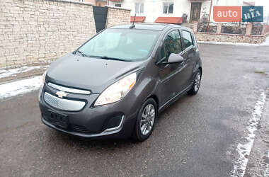 Хетчбек Chevrolet Spark 2014 в Тернополі