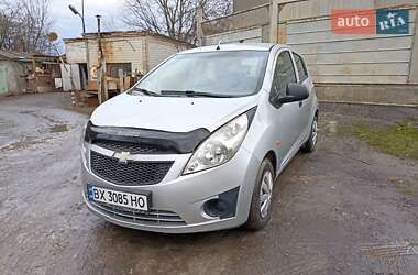 Хетчбек Chevrolet Spark 2010 в Хмельницькому