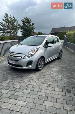 Хетчбек Chevrolet Spark 2015 в Кропивницькому