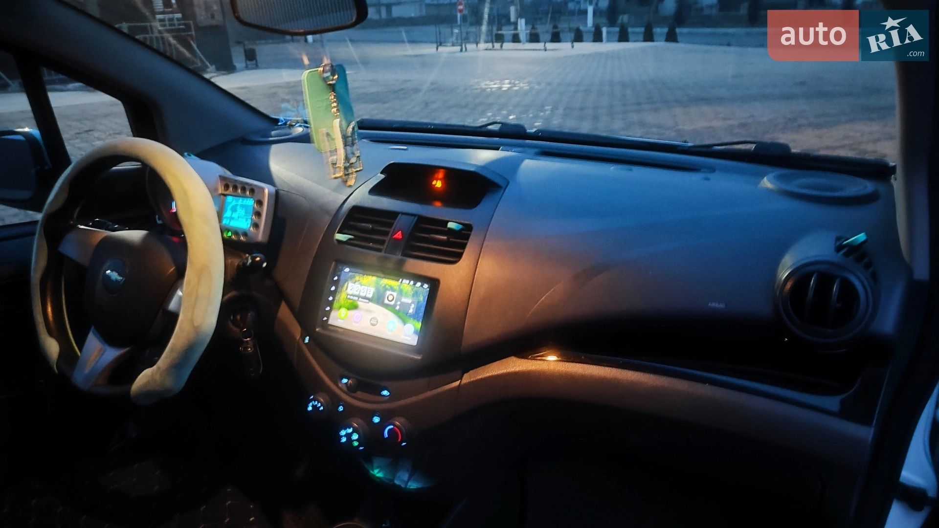 2012 Chevrolet Spark - мініатюра 12