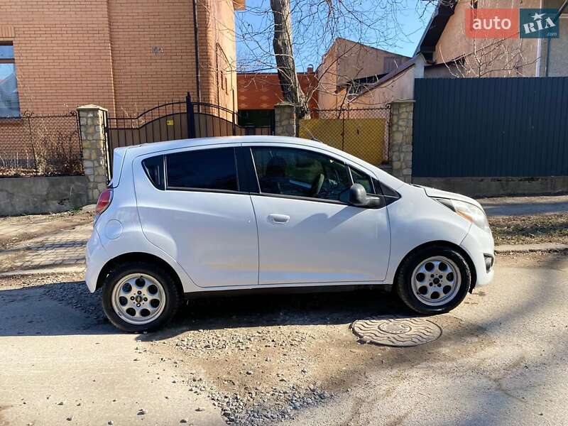Хэтчбек Chevrolet Spark 2013 в Ивано-Франковске фото 6 Хэтчбек Chevrolet Spark 2013 в Ивано-Франковске