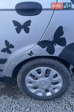 Хэтчбек Chevrolet Spark 2006 в 