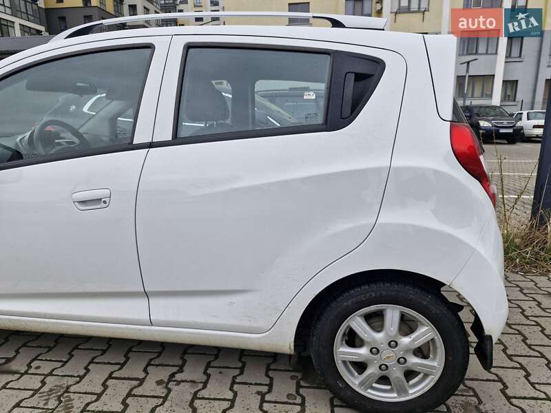 Хэтчбек Chevrolet Spark 2021 в Ивано-Франковске