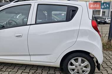 Хэтчбек Chevrolet Spark 2021 в 