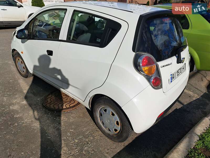 Хэтчбек Chevrolet Spark 2010 в Вышгороде фото 3 Хэтчбек Chevrolet Spark 2010 в Вышгороде