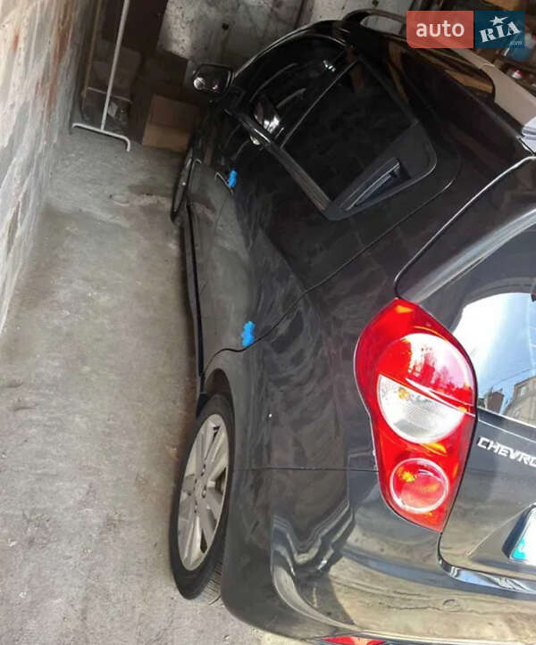 Хэтчбек Chevrolet Spark 2014 в Харькове