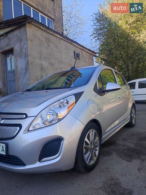 Хетчбек Chevrolet Spark 2016 в Житомирі фото 17 Хетчбек Chevrolet Spark 2016 в Житомирі