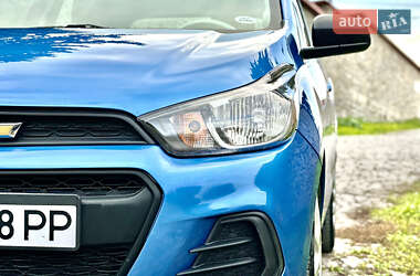 Хэтчбек Chevrolet Spark 2016 в 