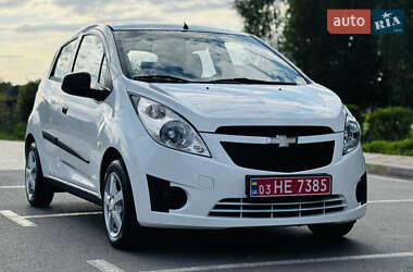 Хэтчбек Chevrolet Spark 2012 в Здолбунове