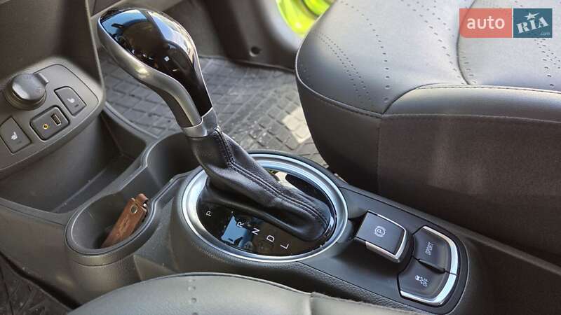Хетчбек Chevrolet Spark 2015 в Києві