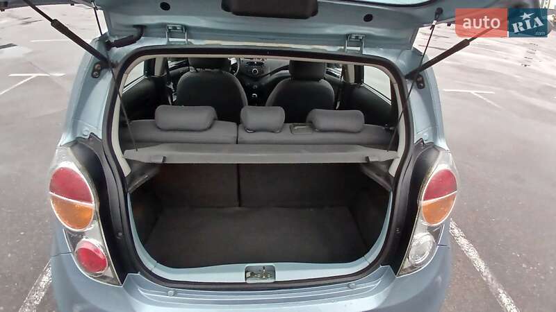 Хэтчбек Chevrolet Spark 2010 в Вишневом фото 6 Хэтчбек Chevrolet Spark 2010 в Вишневом