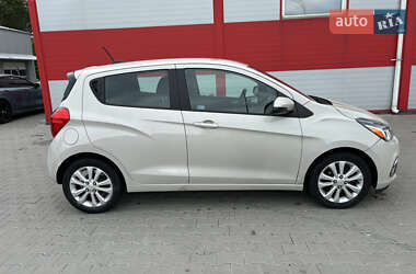 Хэтчбек Chevrolet Spark 2016 в 