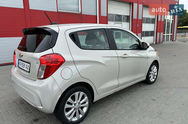 Хэтчбек Chevrolet Spark 2016 в 