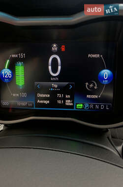 Хэтчбек Chevrolet Spark 2014 в 