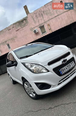Хэтчбек Chevrolet Spark 2012 в Одессе