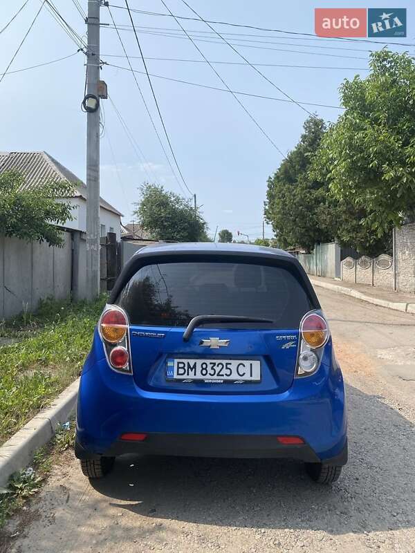 Хэтчбек Chevrolet Spark 2011 в Сумах