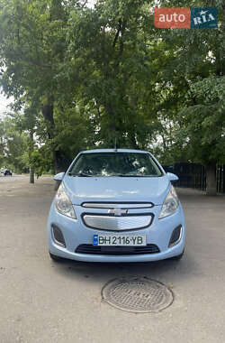 Хэтчбек Chevrolet Spark 2013 в 