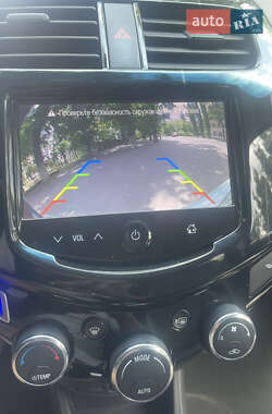 Хэтчбек Chevrolet Spark 2013 в 