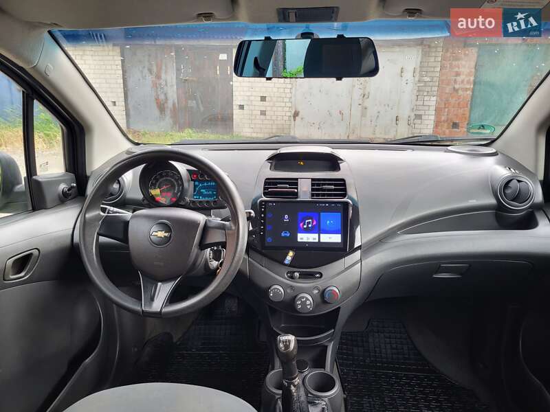 Хэтчбек Chevrolet Spark 2011 в Днепре
