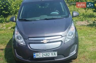 Хетчбек Chevrolet Spark 2014 в Нововолинську