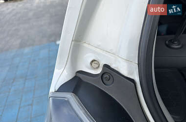 Хэтчбек Chevrolet Spark 2011 в 