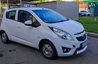 Хетчбек Chevrolet Spark 2012 в 