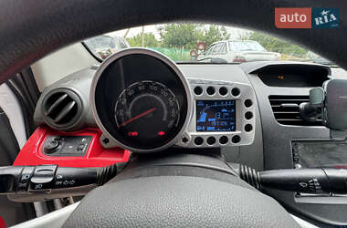 Хэтчбек Chevrolet Spark 2010 в 