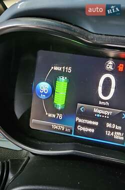 Хэтчбек Chevrolet Spark 2013 в 