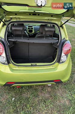 Хэтчбек Chevrolet Spark 2013 в 