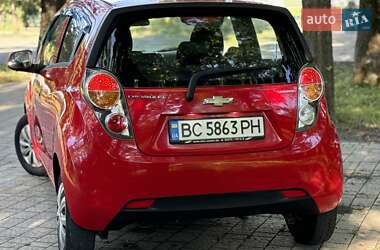 Хетчбек Chevrolet Spark 2011 в 